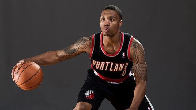 布置让每名 布置让每名