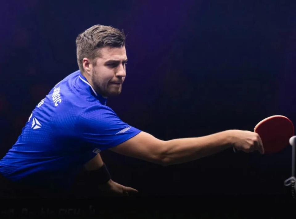 尽管比赛成 尽管比赛成