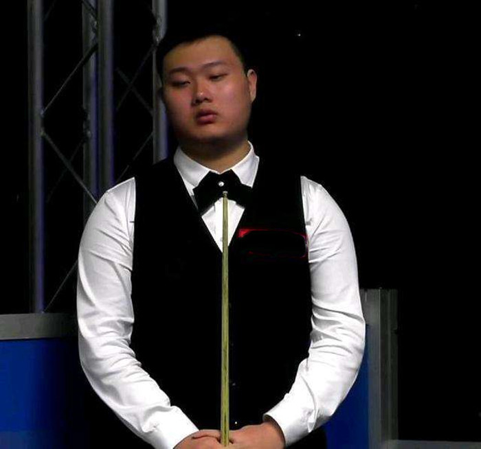 场比赛中 场比赛中