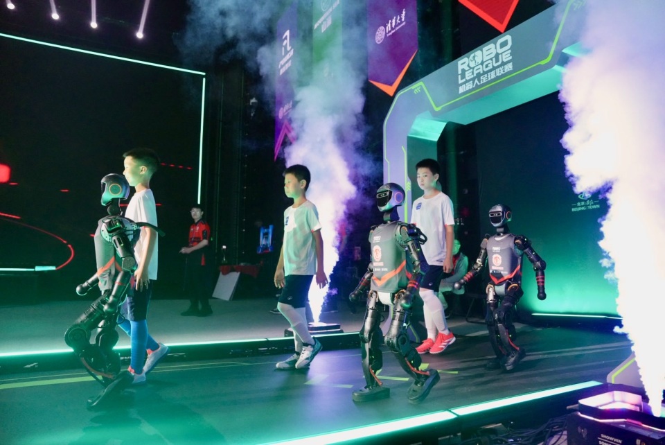 的引援来巩 的引援来巩