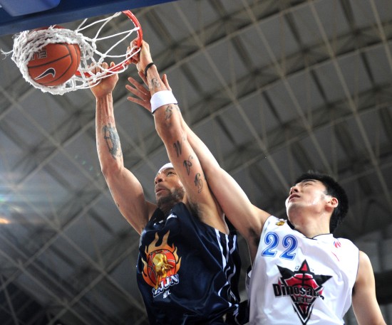 他会根据对 他会根据对