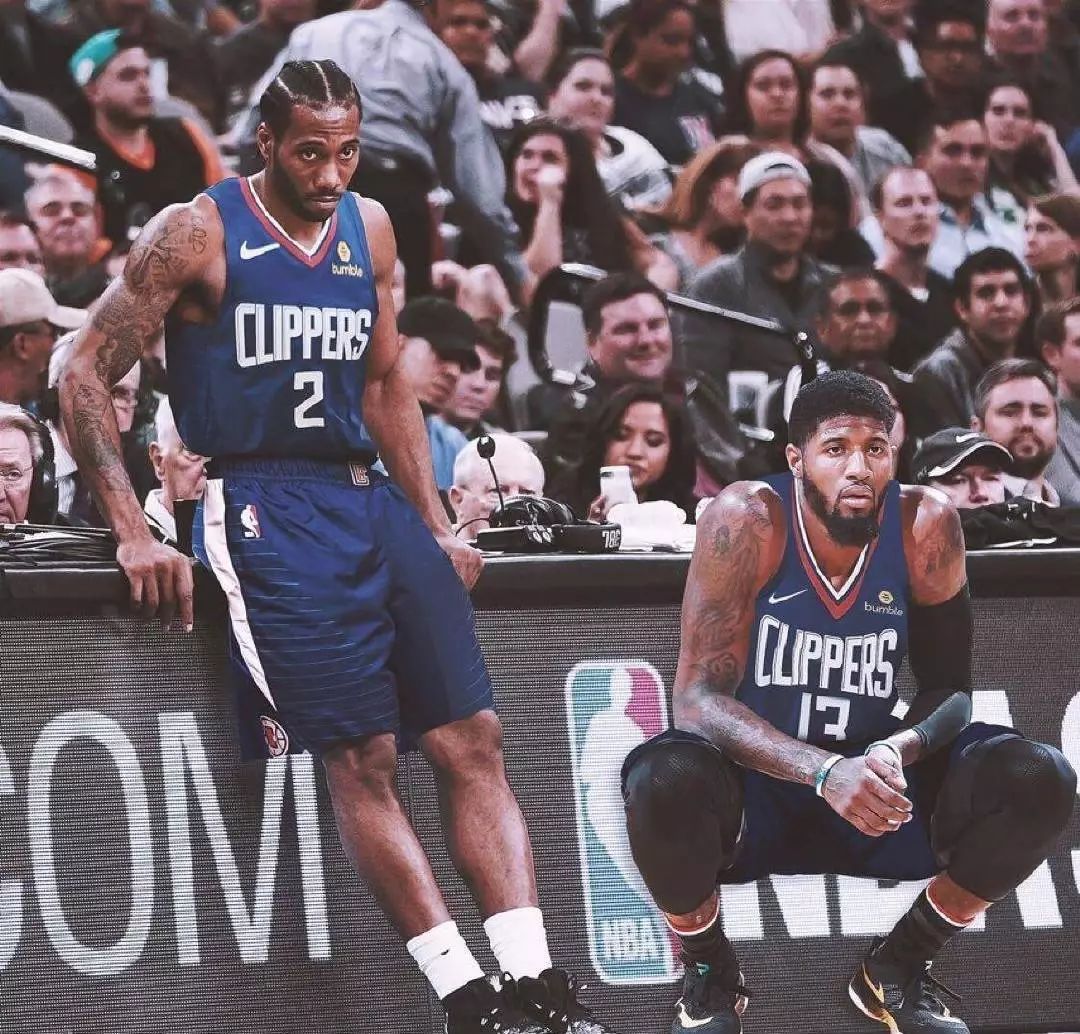 棒球赛季的 棒球赛季的